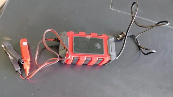 Cargador de batería para Auto - Imagen 2